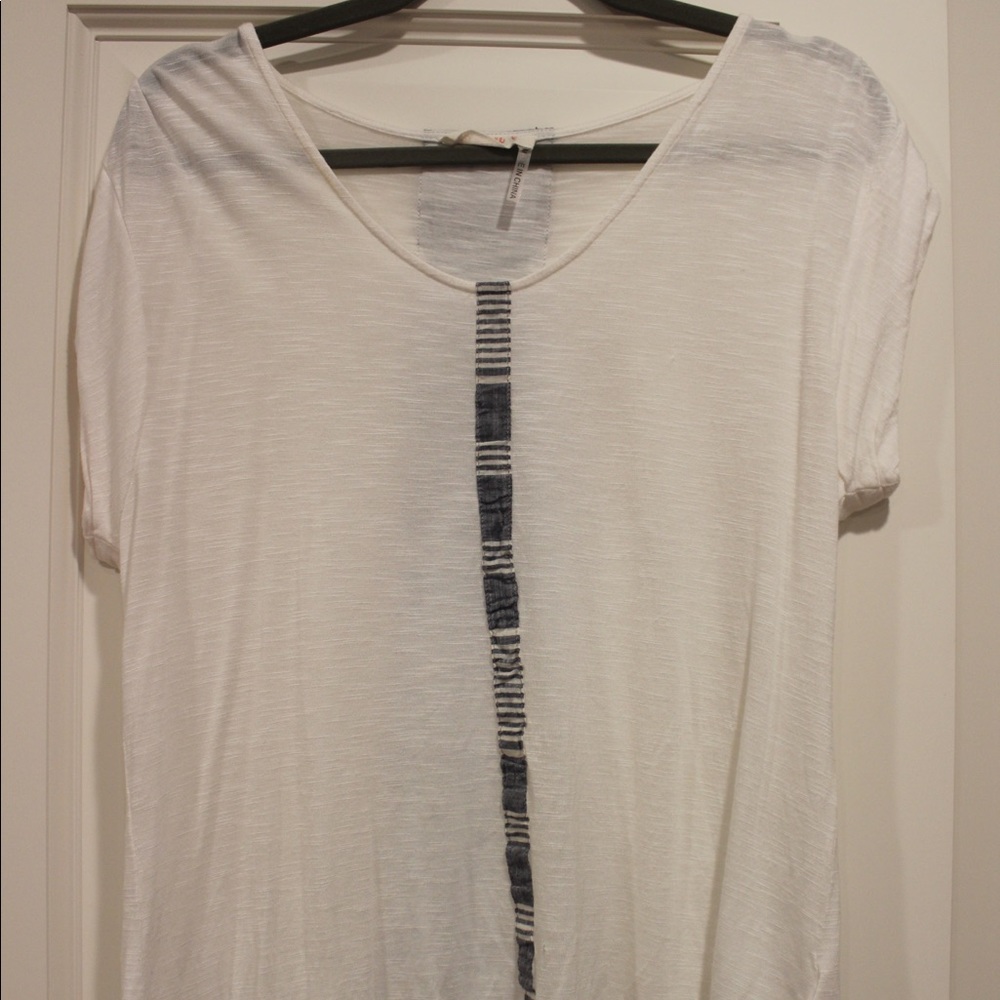 Loose white top